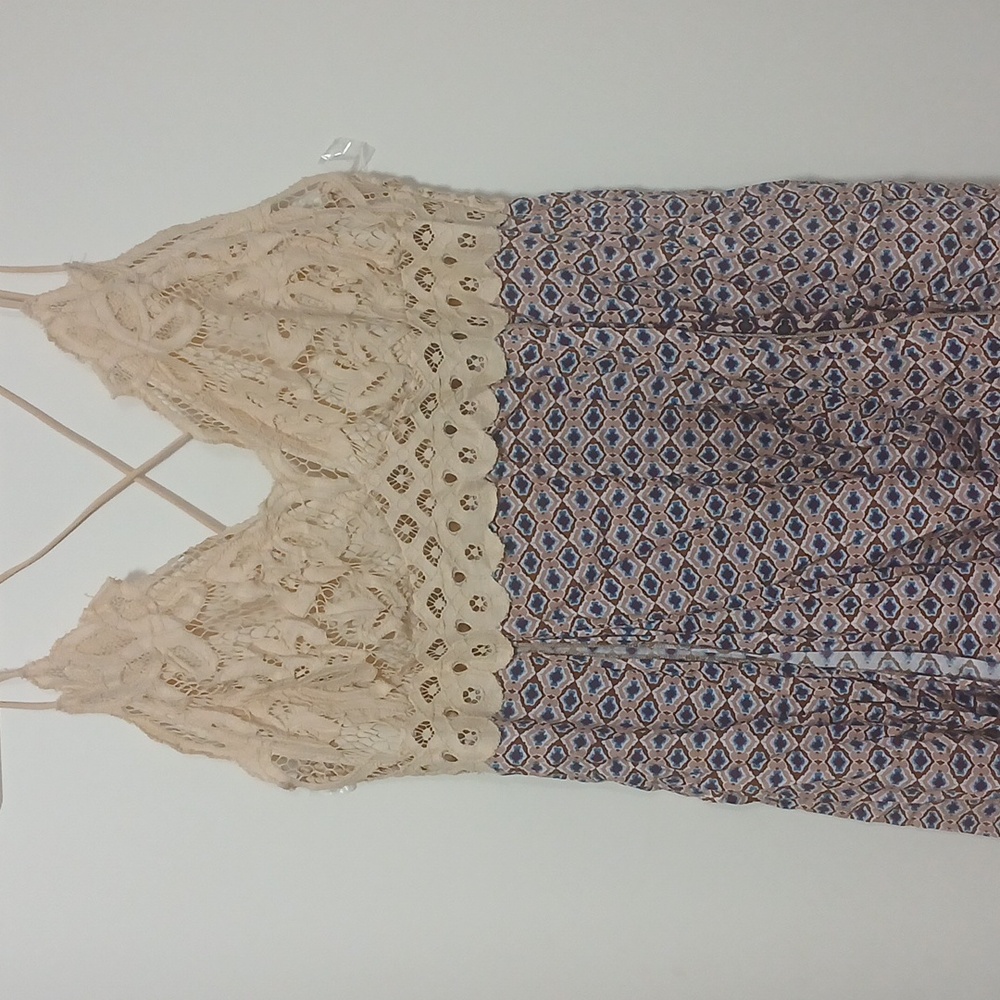 Gimmicks by BKE Cream Lace Dress